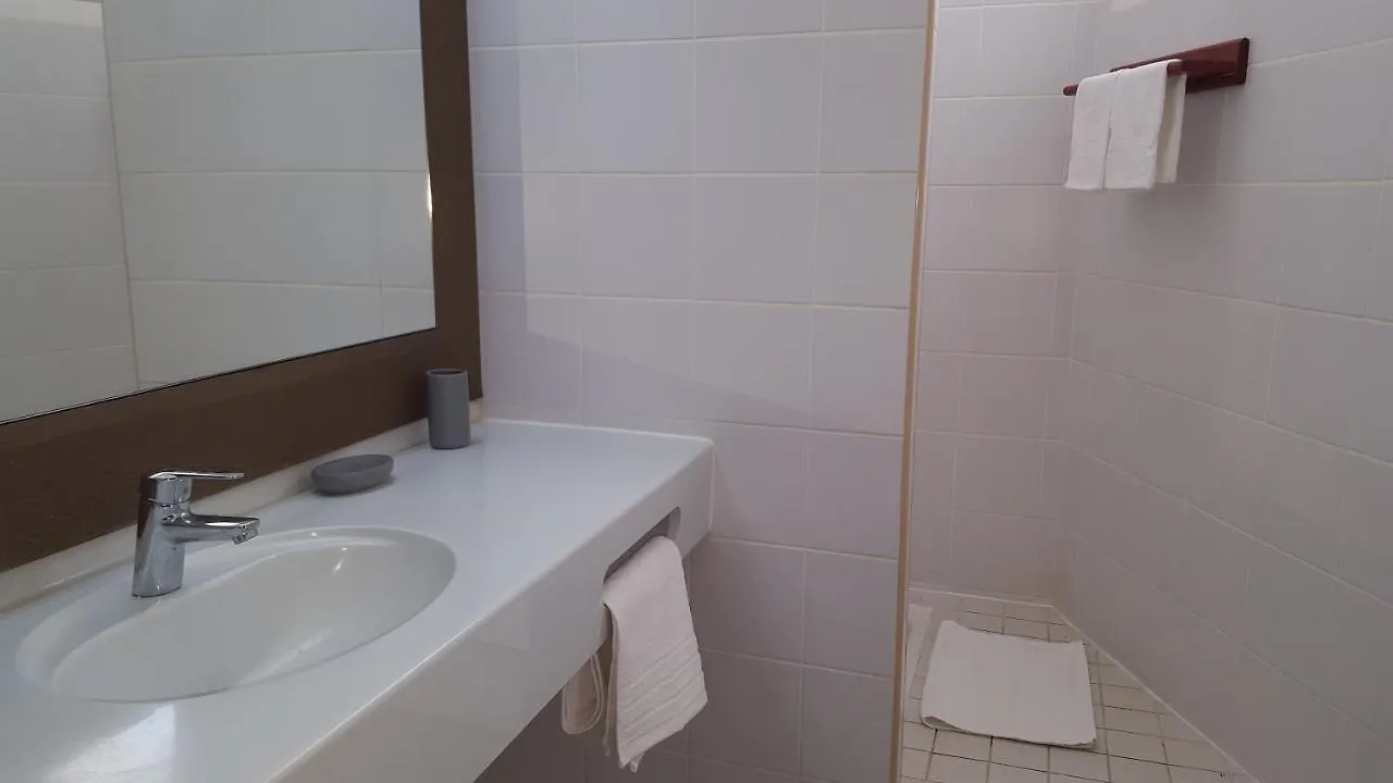 Aparthotel Le Cosy - Studio Spacieux, Equipe, Proche Plage & Piscine, Au Manganao Saint-Francois