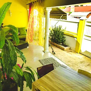 Butterfly Hostal
